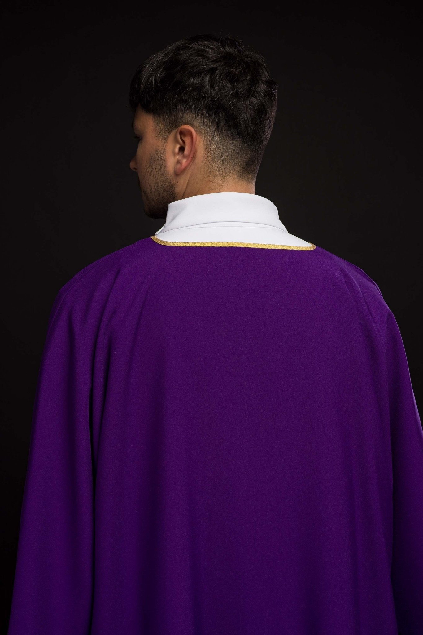 Smooth purple dalmatic with gold trim KDL/1002/03/12/D - HAFTINAUSA.COM