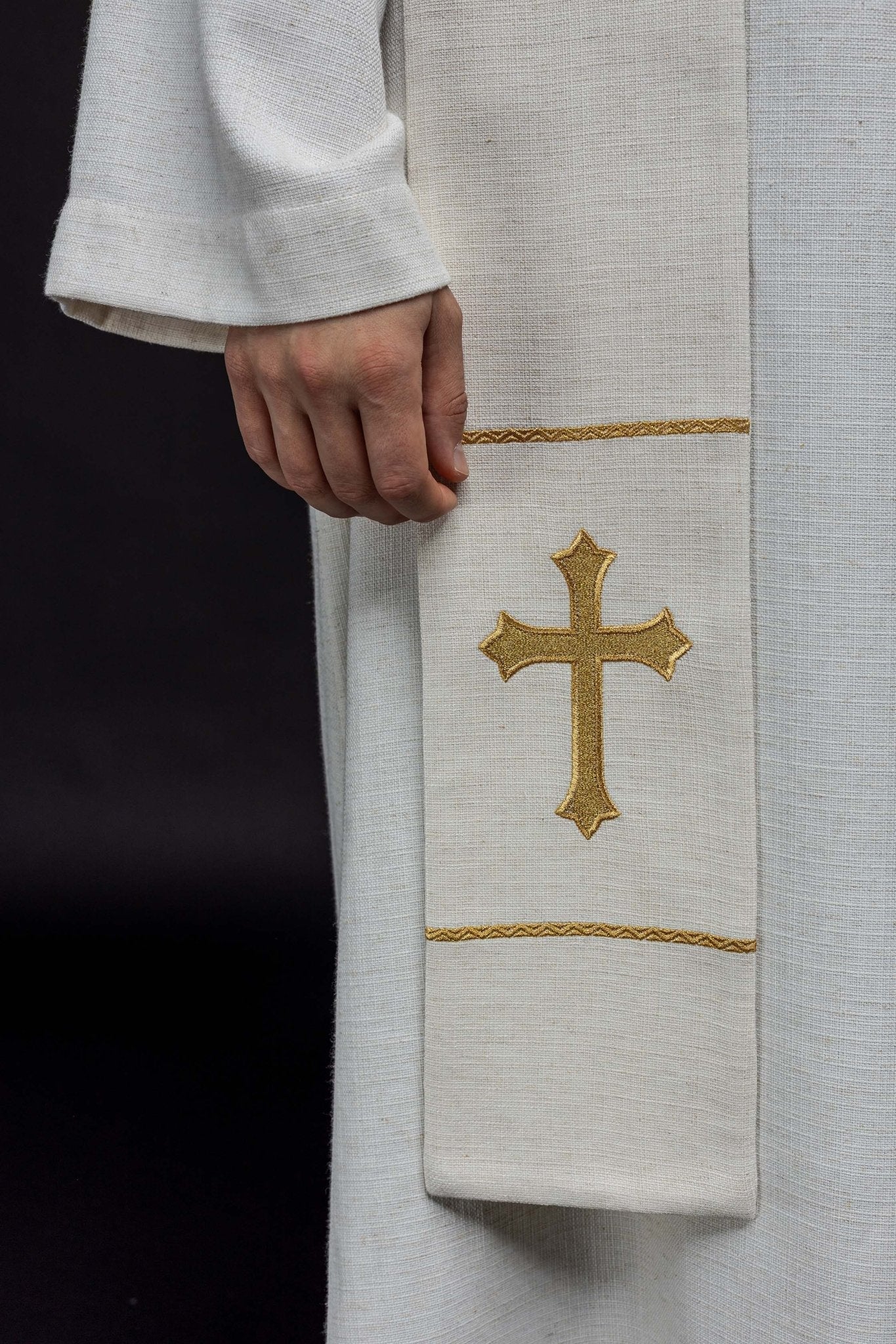 Stole embroidered with the image of Padre Pio KSW2/006/05/49 - HAFTINAUSA.COM