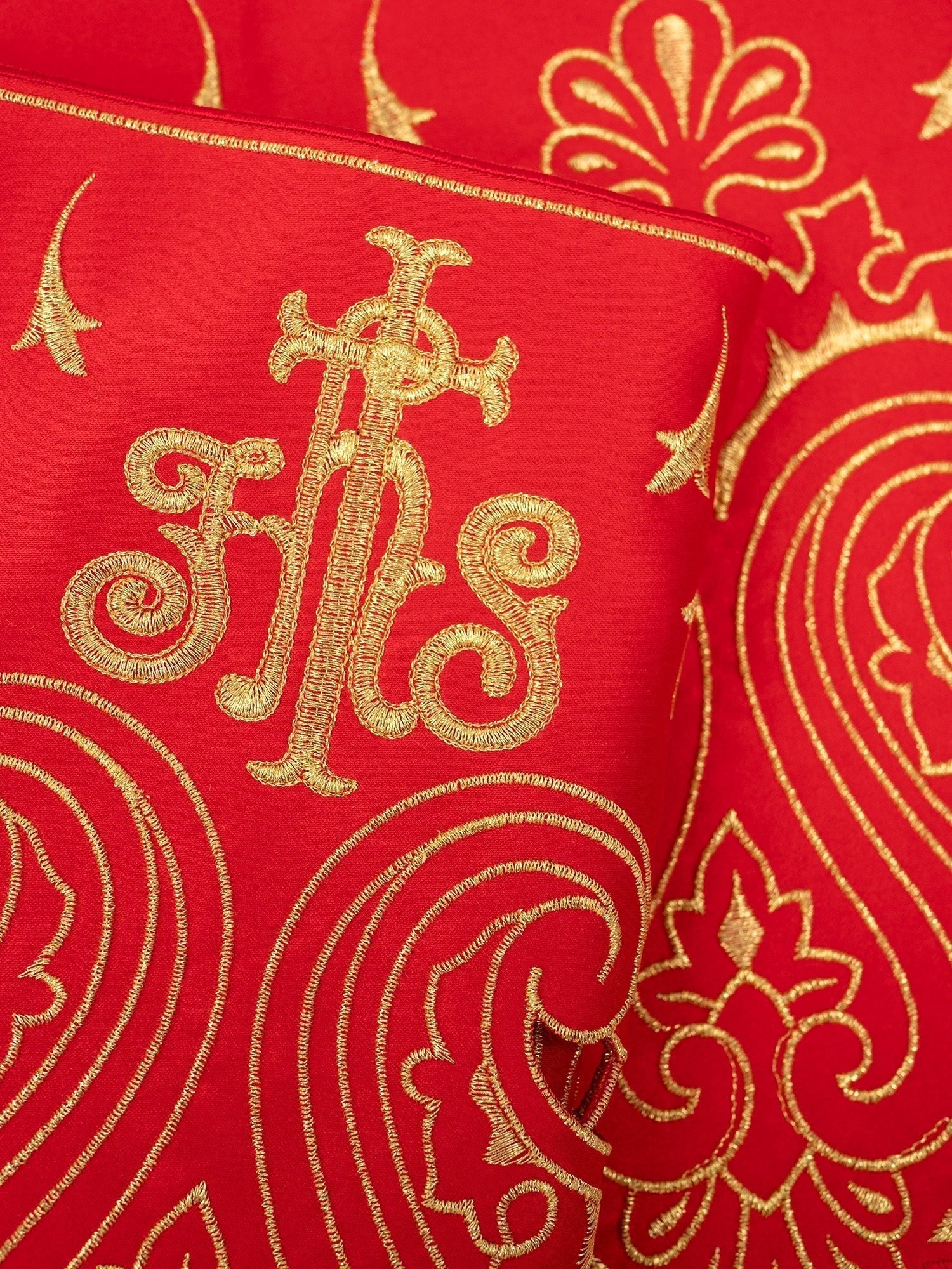 Trimmings with front embroidery IHS Red KOM/031/02 24cm 3,5m - HAFTINAUSA.COM