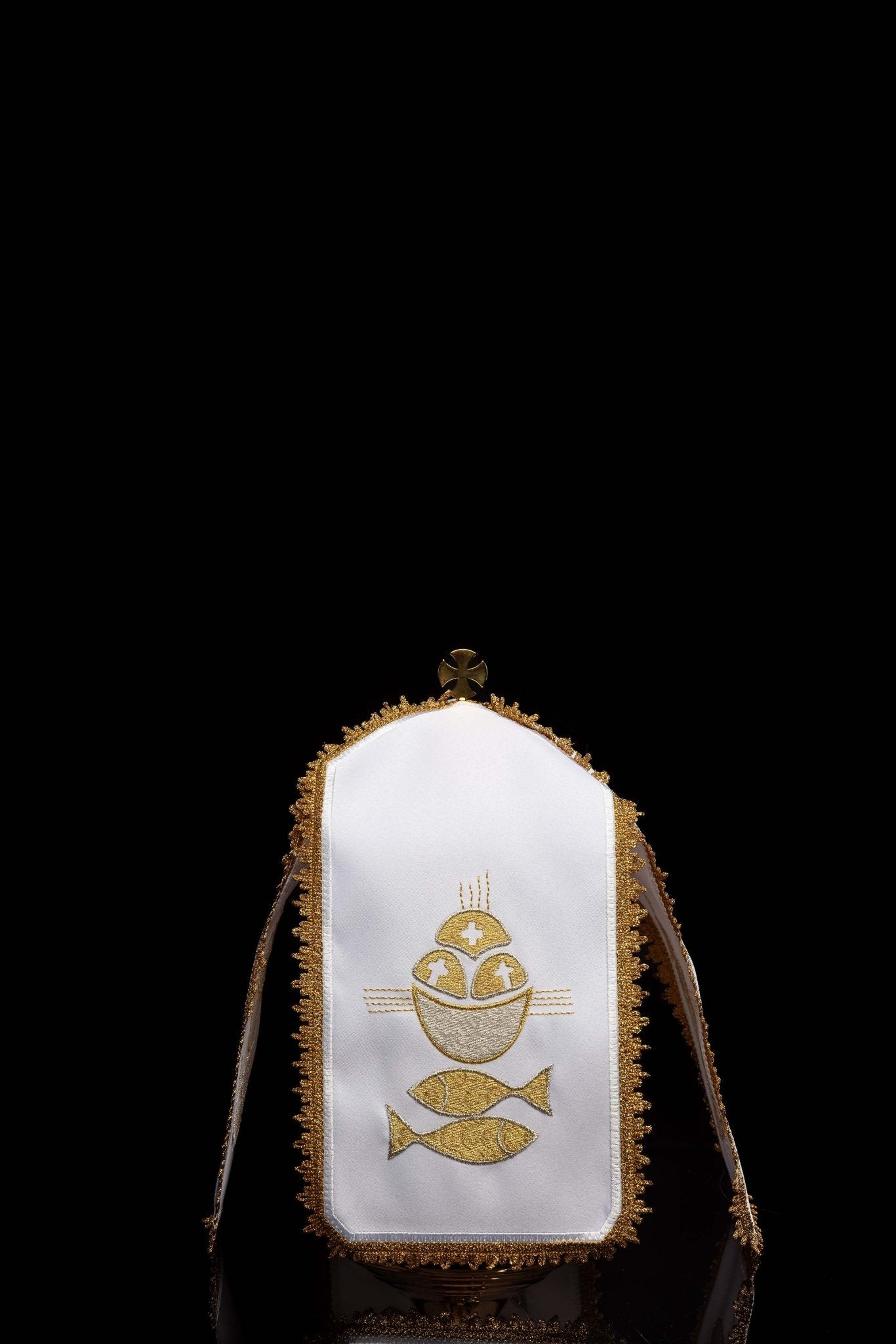 Veil for the pyx with fish embroidery KWE/018/K/04 29cm. BIAŁY - CHASUBLES.COM