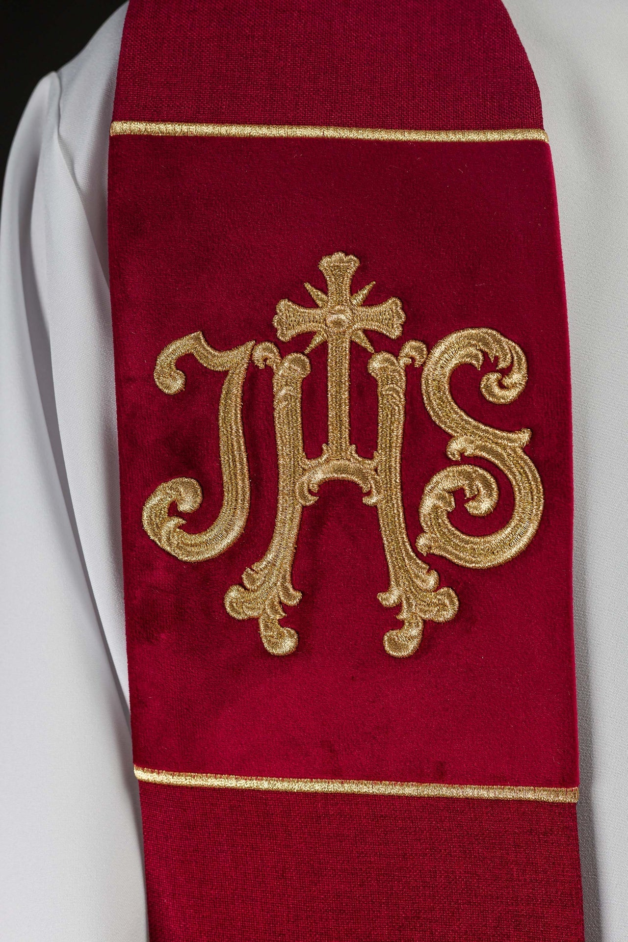 Velvet Embroidered Stole with IHS Motif in Red S-2055-02-70 - CHASUBLES.COM