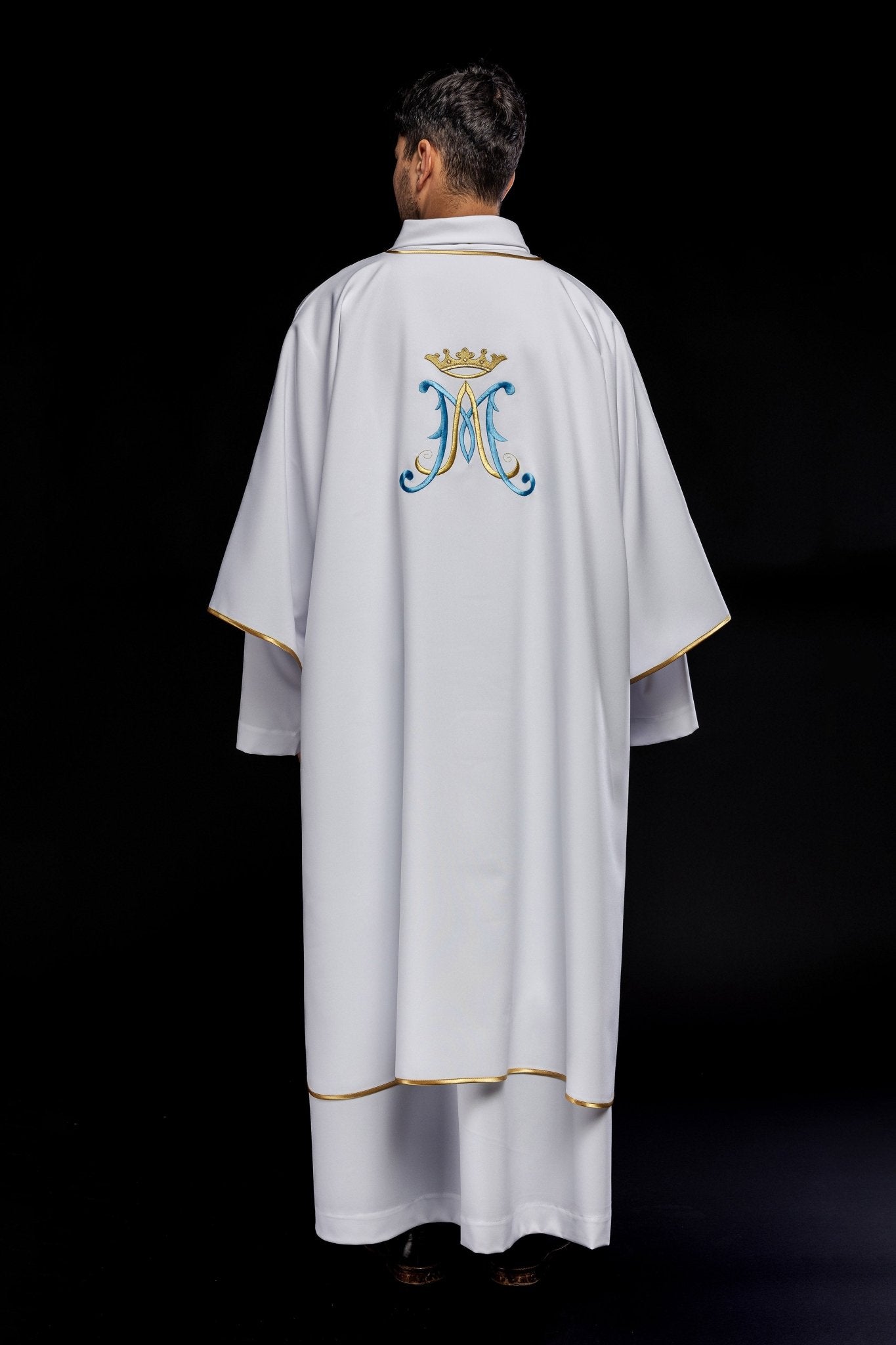 White dalmatic chasuble with Marian embroidery KDL/090/04/12/D - HAFTINAUSA.COM