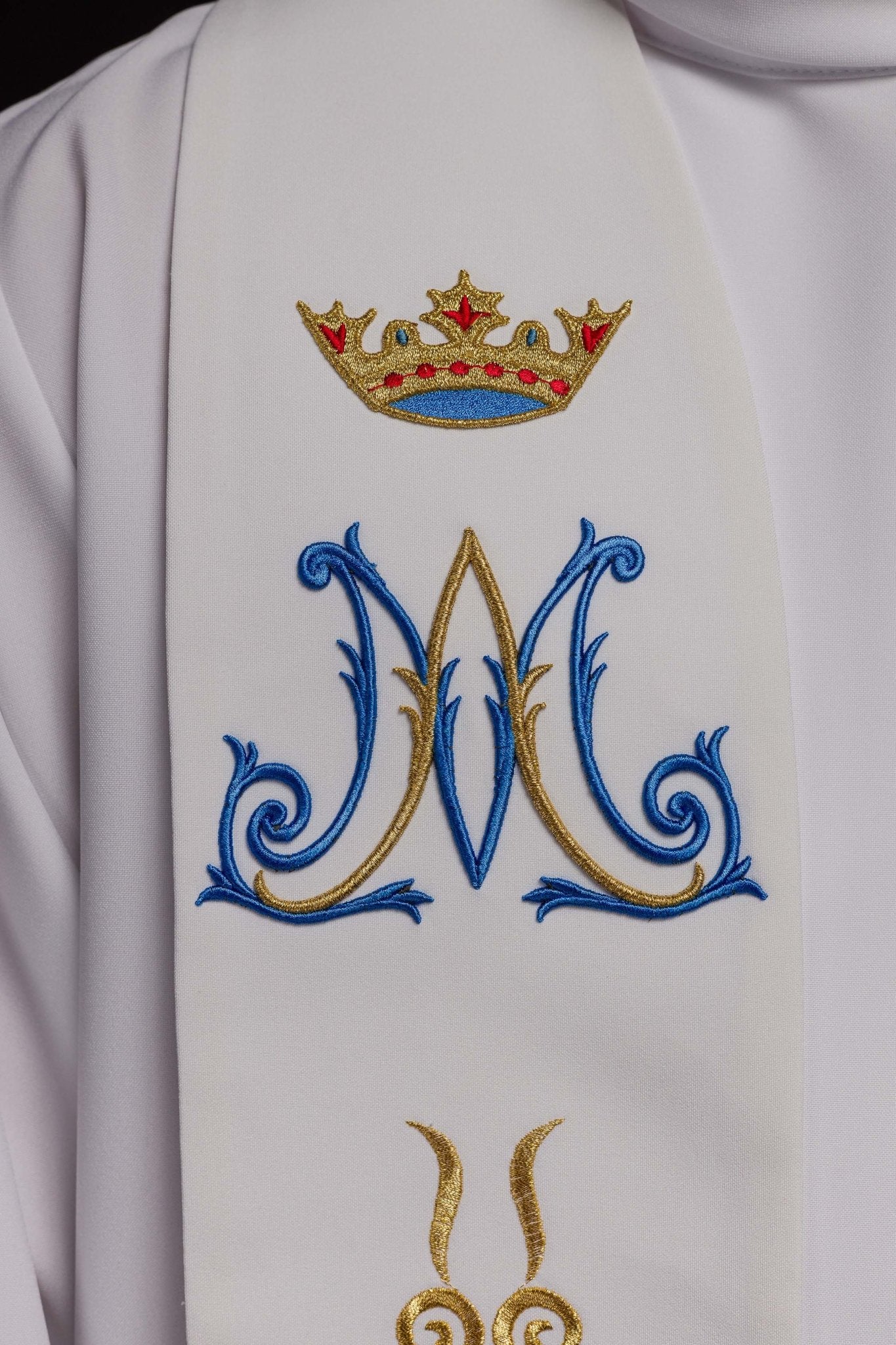 White embroidered Marian priestly stole KST/056/04/01 BIAŁY - HAFTINAUSA.COM