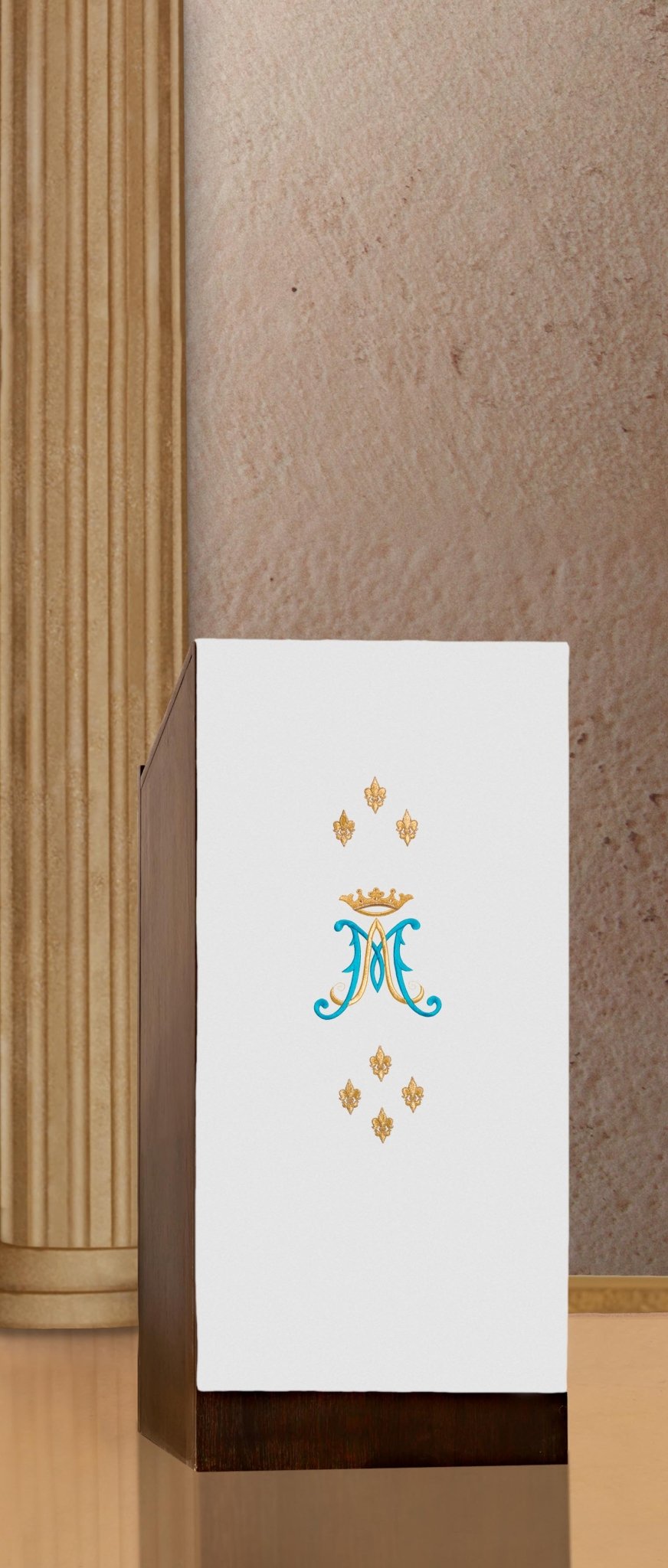 White lectern cover embroidered with a white Marian motif KMO/017/04/01 BIAŁY 55*250 - HAFTINAUSA.COM